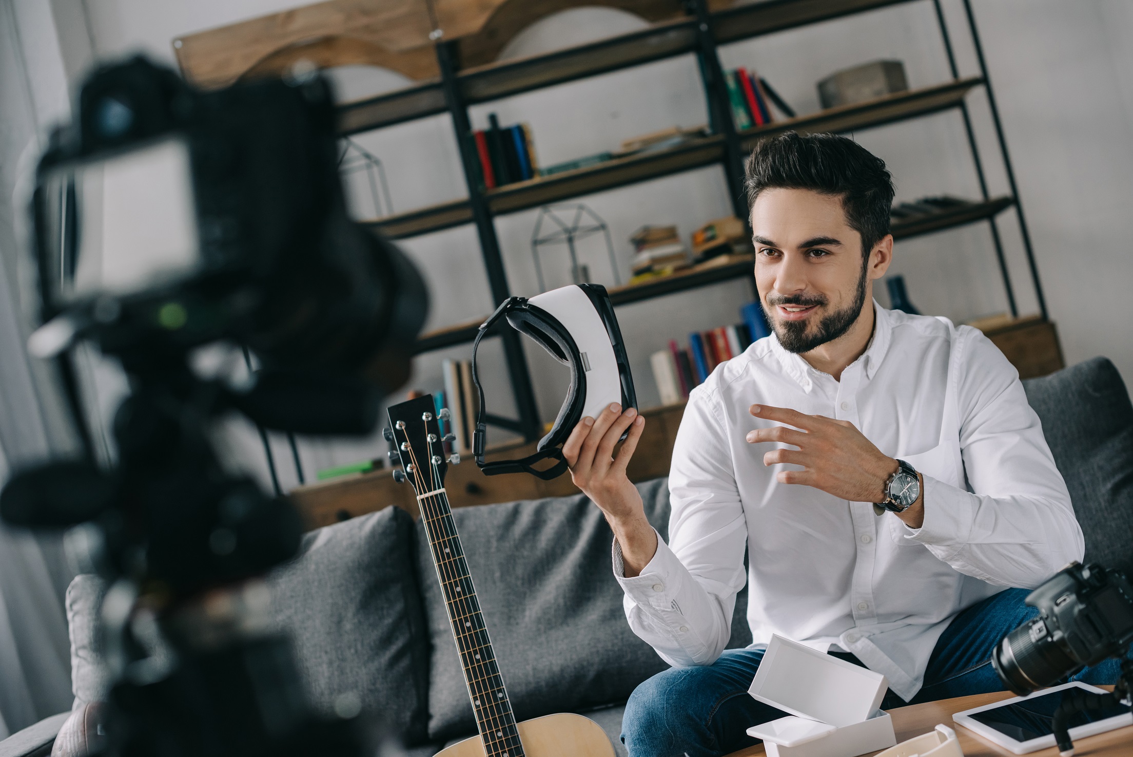 handsome technology blogger recording new vlog abo d4hnqyy.jpg